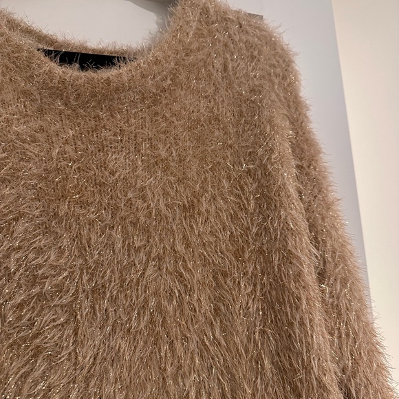 XS Wild Fable gold sweater - Picture 2 of 2